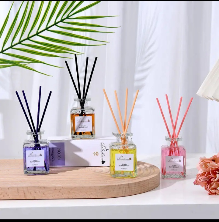 Diffuseur de parfum à bâtonnets